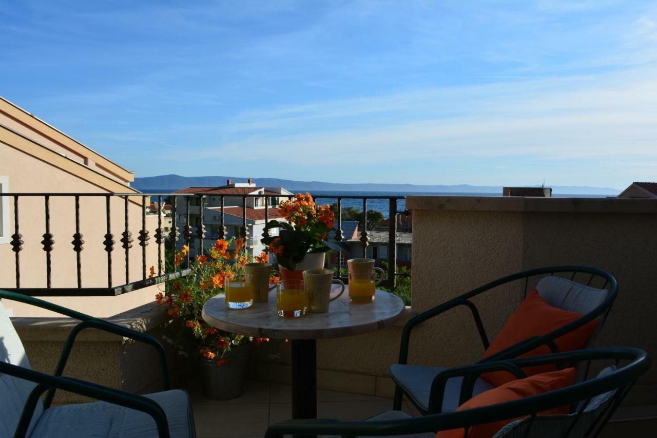 Apartments Villa Lili Tučepi Eksteriør bilde