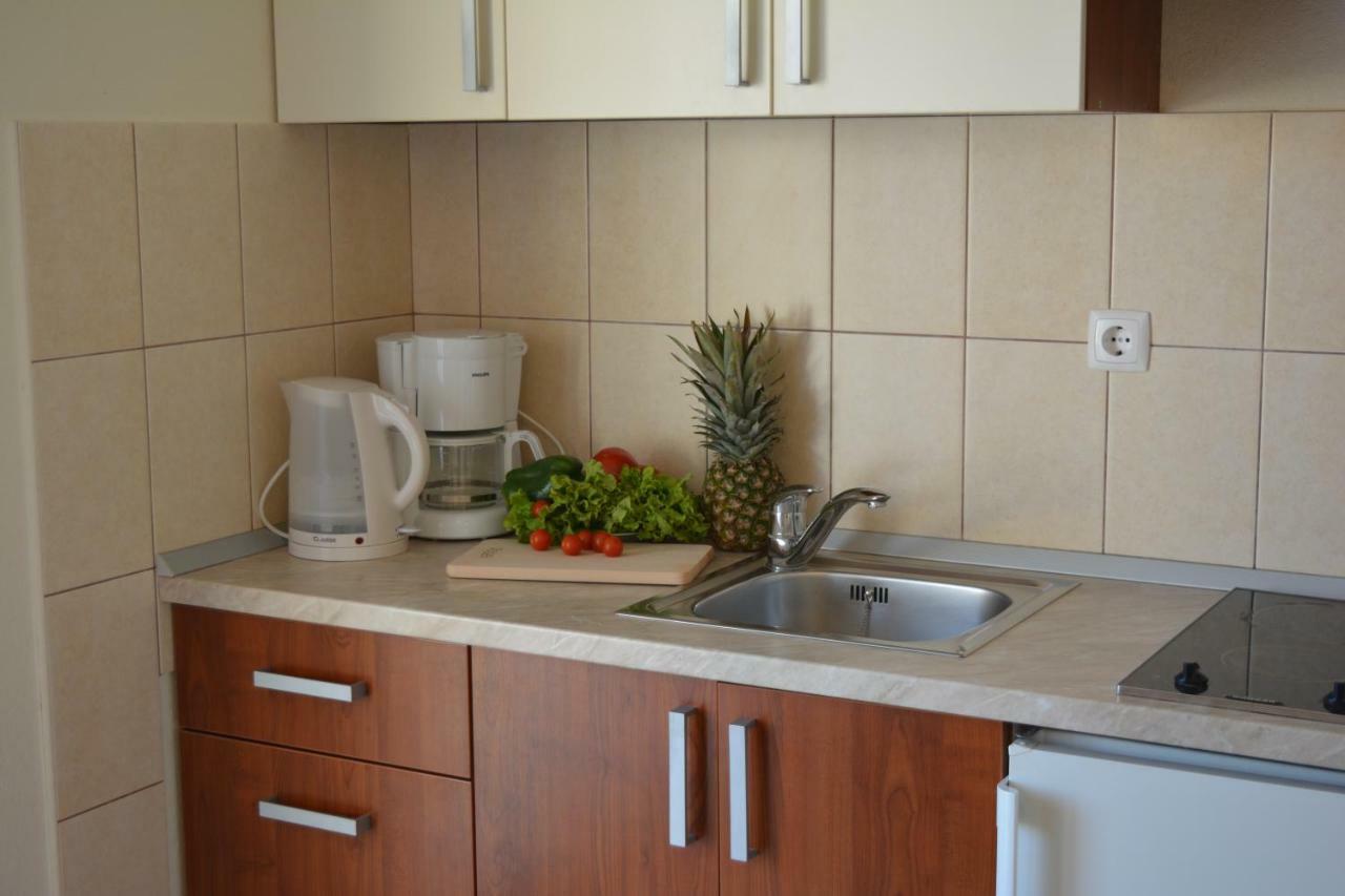 Apartments Villa Lili Tučepi Eksteriør bilde