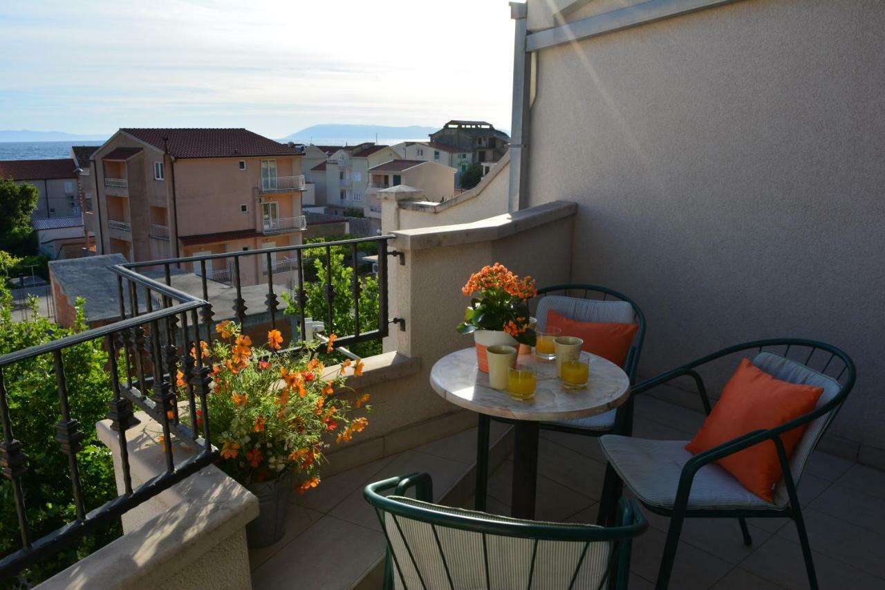 Apartments Villa Lili Tučepi Eksteriør bilde