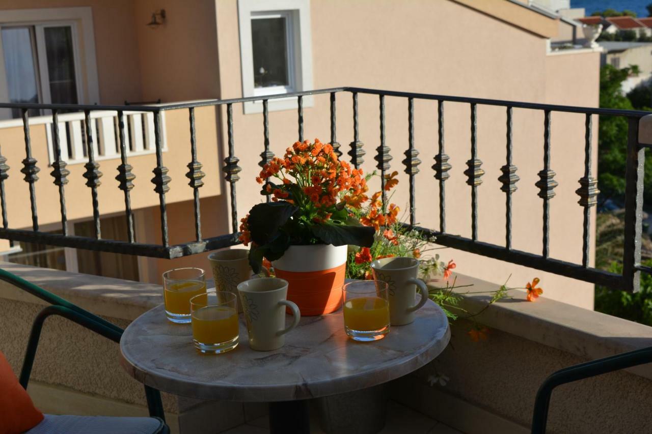 Apartments Villa Lili Tučepi Eksteriør bilde