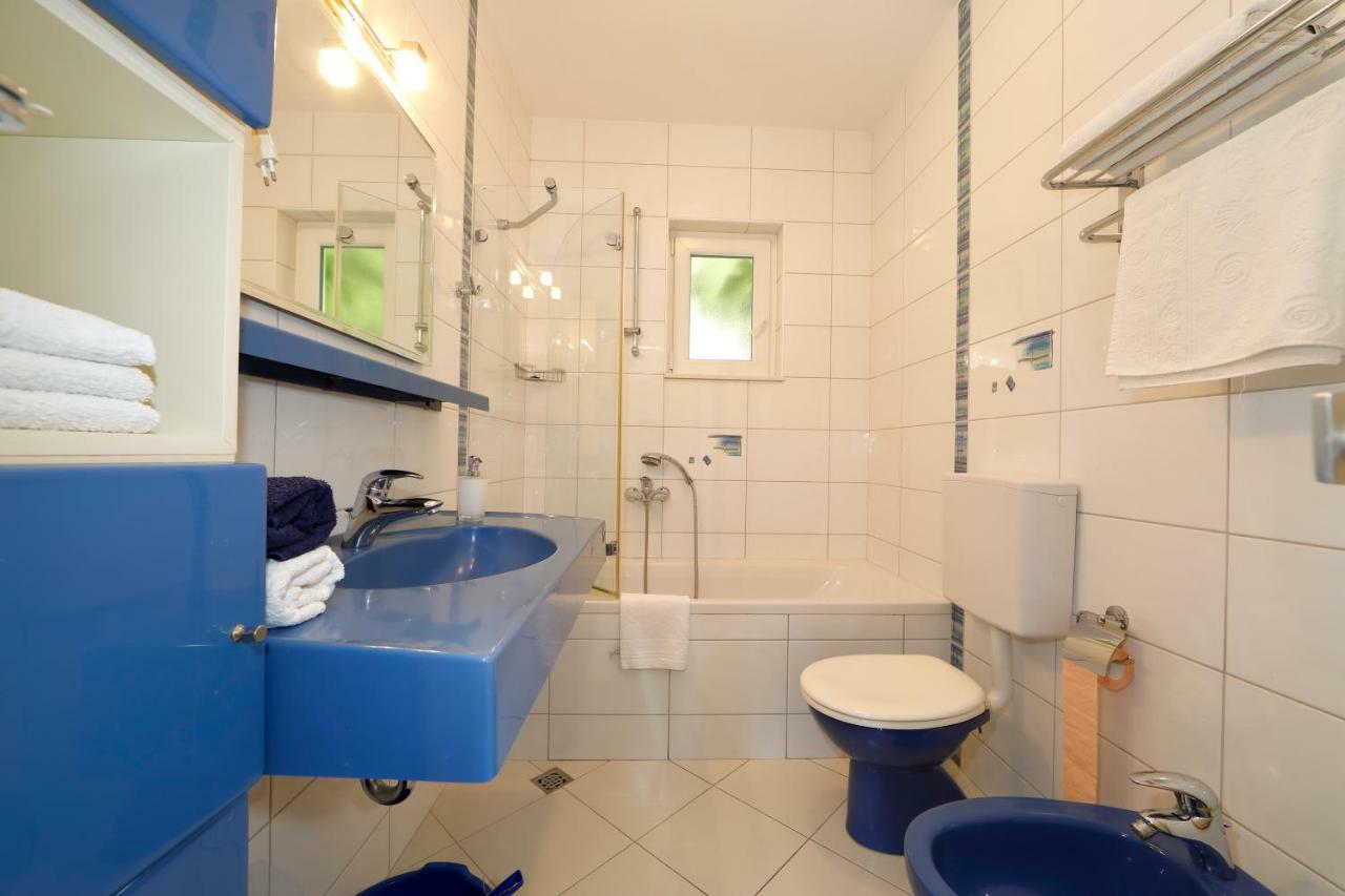 Apartments Villa Lili Tučepi Eksteriør bilde