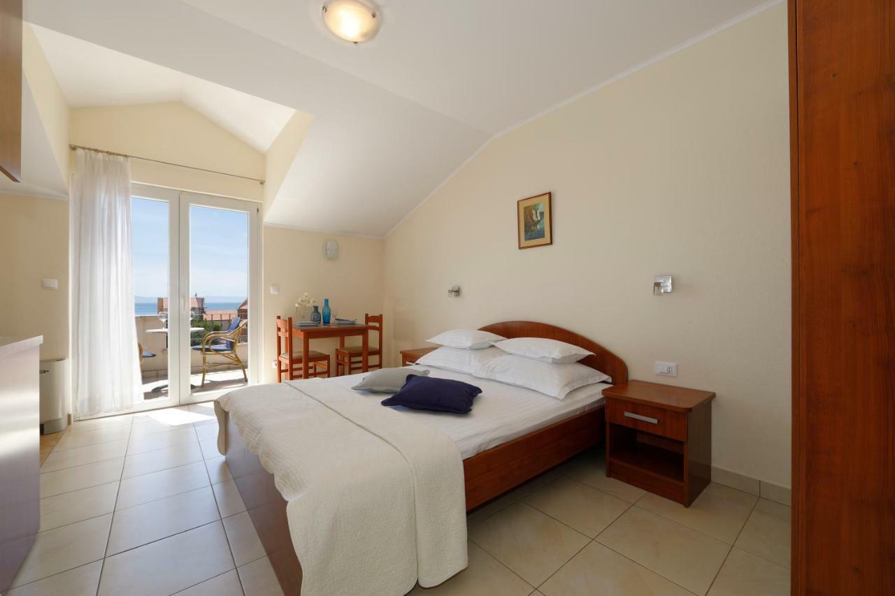 Apartments Villa Lili Tučepi Eksteriør bilde