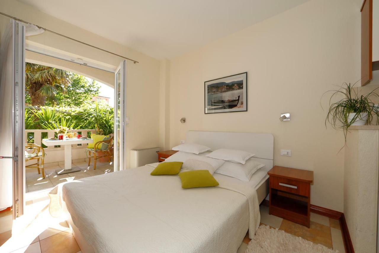 Apartments Villa Lili Tučepi Eksteriør bilde